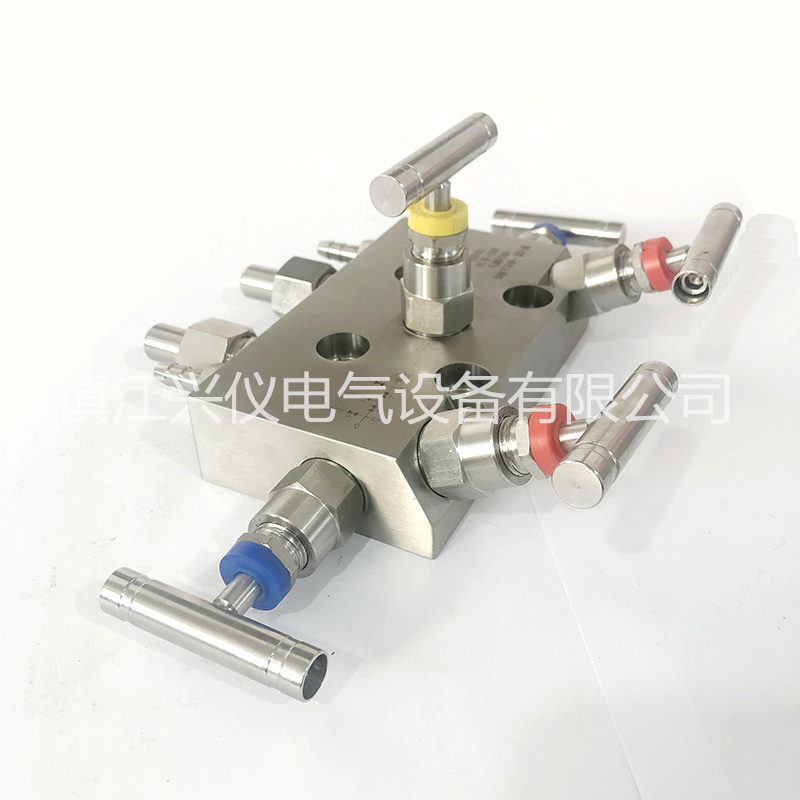 YWF一体化五阀组